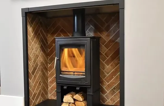 Tiled stove chamber